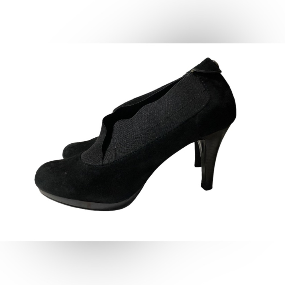 Anne Klein Heeled Booties Size 9